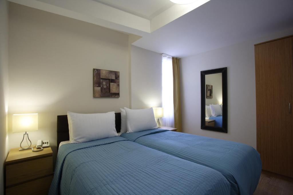 Home Stay Home Valikonagi Стамбул Номер фото
